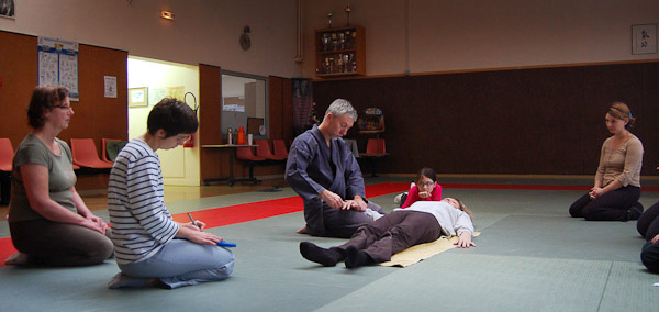 Shiatsu12-2011_02